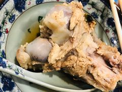 棒子骨-老谢野馄饨(延安路店)