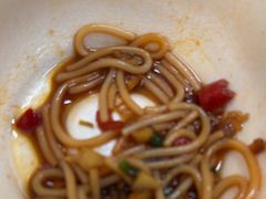 -老字号眼镜子煎包汤包店