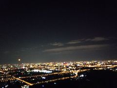 -鬼笑石后山停车场