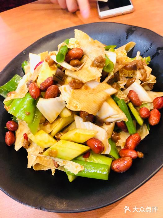 福姐食尚粗粮姐妹餐饮(友谊商城店)妈妈手撕菜图片