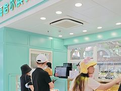 -哈氏上海哈尔滨食品厂(汇联商厦天钥桥路店)