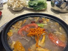 -九寨沟特色牦牛肉汤锅