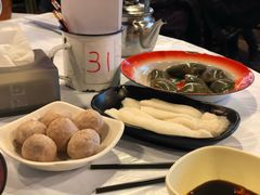 -鲜入围煮花胶鸡海鲜火锅