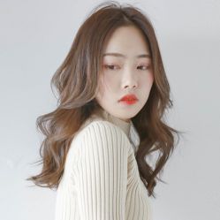 -苑苑发型设计