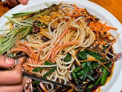 -老滇山寨•云南特色菜•地方菜•民族风情歌舞表演(金碧店)