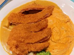 吉列猪扒咖喱蛋包饭-大头力茶餐厅(花都融创茂店)