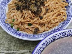 -一路飘香面馆