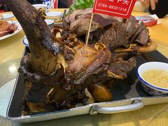 鸿运牛头-伟记牛蹄(道滘店)