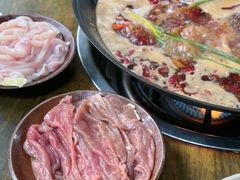 -黄潇洒老火锅(九眼桥宏济巷店)