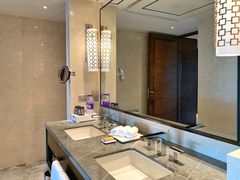 -舟山希尔顿酒店