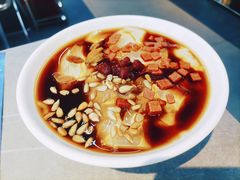 -生活如沸·顺德水牛奶火锅(人民广场店)