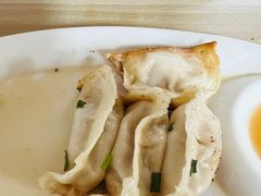 -胖子锅贴(双阳路111弄店)