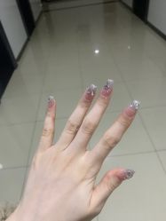 -艾珂·美甲美睫