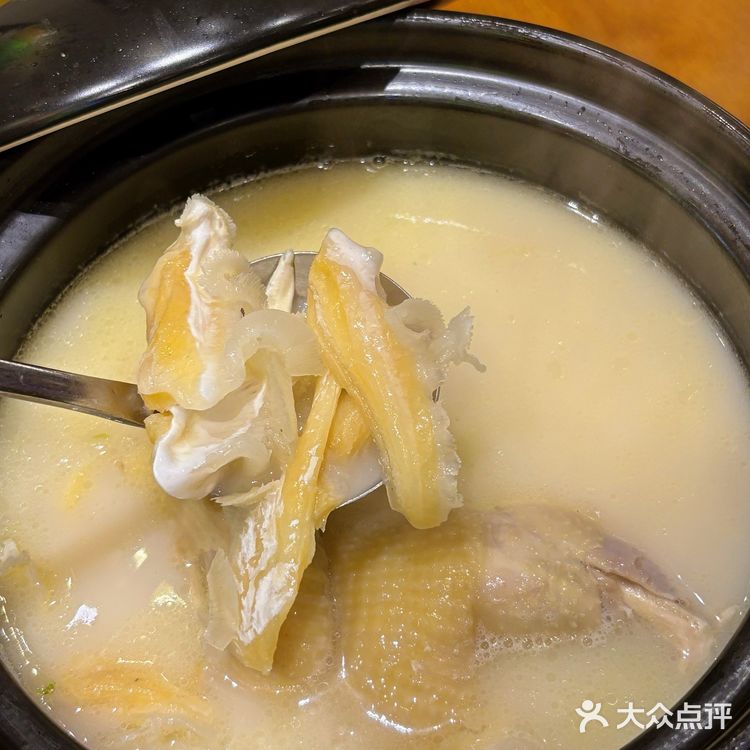 感谢佛山本地人带路！真的好好吃啊……[流泪]