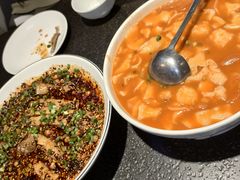 -万重锦·人文川菜馆(骡马市店)