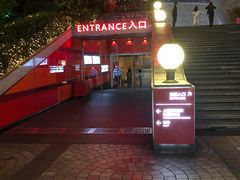 上海城列管入口-东方明珠广播电视塔