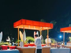 -亚龙湾希尔顿自助餐厅·海鲜·烧烤·沙滩BBQ·现场乐队