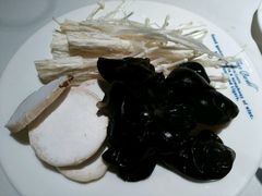 -多伦多海鲜自助餐厅(百盛购物中心三阳店)