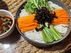 凉拌米线-慢丽江·云南野生菌土鸡锅(西山店)