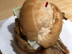 猪扒包-滋味满屋美食坊(上海街店)