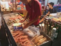 -六合夜市