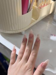 -瞧·享轻奢美甲美睫
