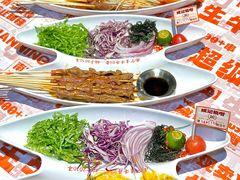 -威记烧嘢·南宁烧烤·超级生牛(绿地店)