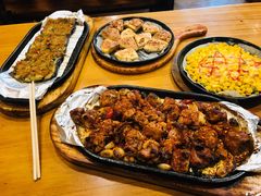 -老东镇啤酒屋海鲜加工·蒸汽海鲜·海鲜烧烤(台东店)