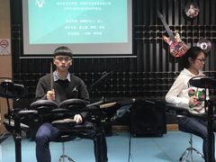 -IN-SHOW音秀音乐艺术中心 架子鼓钢琴(大宁校区)