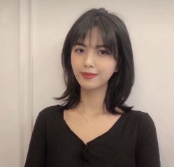 -变画·发型STUDIO