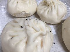 -白玉兰食品(中山公园龙之梦店)
