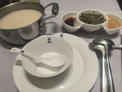 -红鼎豆捞·非遗鲍皇汤火锅(宝丰路店)