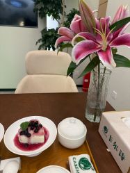 -卡尔诗·科技美肤连锁