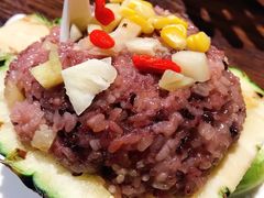 版纳菠萝饭-老滇山寨•云南特色菜•地方菜•民族风情歌舞表演(金碧店)