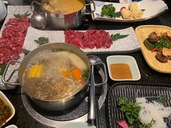 -锅季·捞王旗下小火锅(虹桥火车站店)