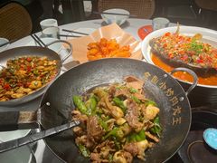 -费大厨辣椒炒肉(高铁吾悦广场店)