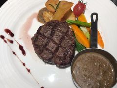 炭烤菲力牛排佐黑胡椒汁-秀·爱尔兰餐吧(上海路店)