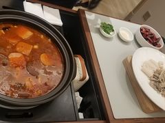 -品海楼·大连海胆锅贴馆(东港店)