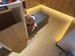 -涨巢·潮玩水疗局