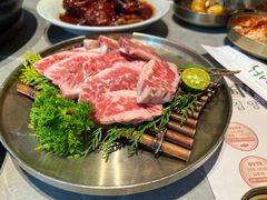 -草家酱蟹炭火烤肉店(珲春南路一店)