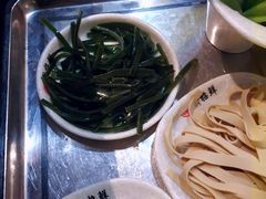 -新招鲜本地鸡窝(平凉路店)