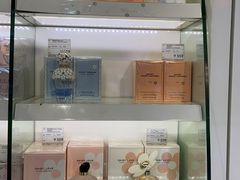 -国药中服免税(北京坊店)