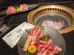 -山川小町·极番烧肉(新地假日广场店)