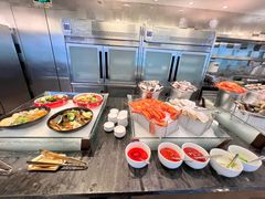 -圣丰索菲特·2 On 988 Café 自助餐厅