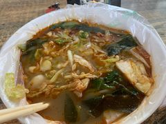 -二钢串叔麻辣烫(华龙大厦店)