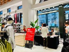 -lululemon(比斯特购物村店)