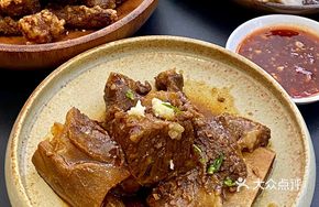 Sauce-Braised Steak