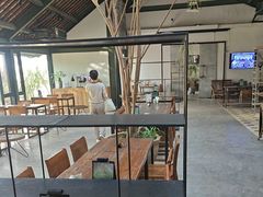 -喜洲吧·江畔老船厂·庭院餐厅(喜临院店)