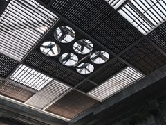 -ROAST coffee & eatery