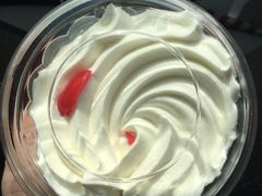 -红宝石·鲜奶小方·海派西点房(南丹店)